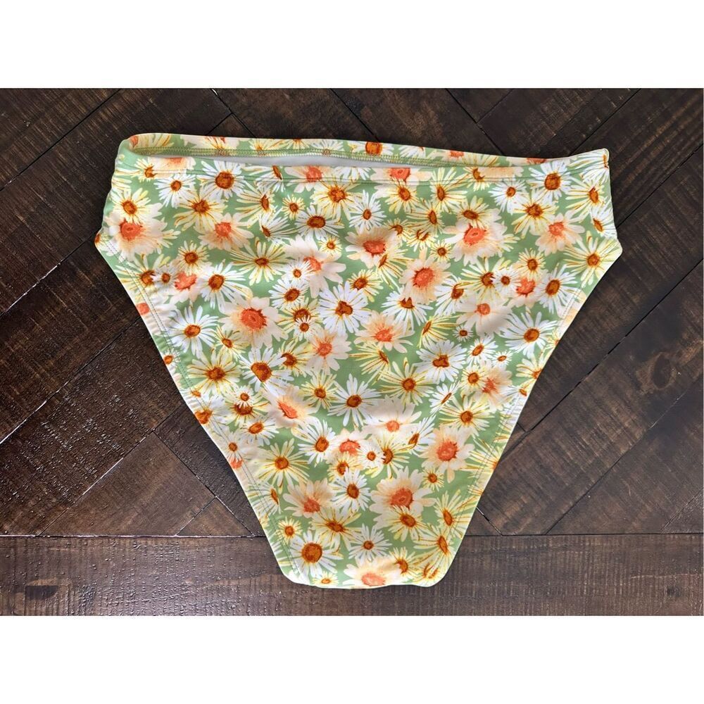 Wild Fable Green and Yellow Daisy Love Bikini Bottoms New Size X 14/16 New - Picture 5 of 5